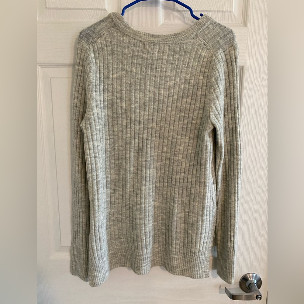 Old Navy Grey Ribbed Sweater